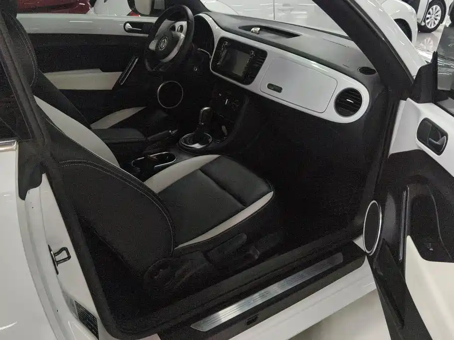 Volkswagen Beetle — миниатюра 8
