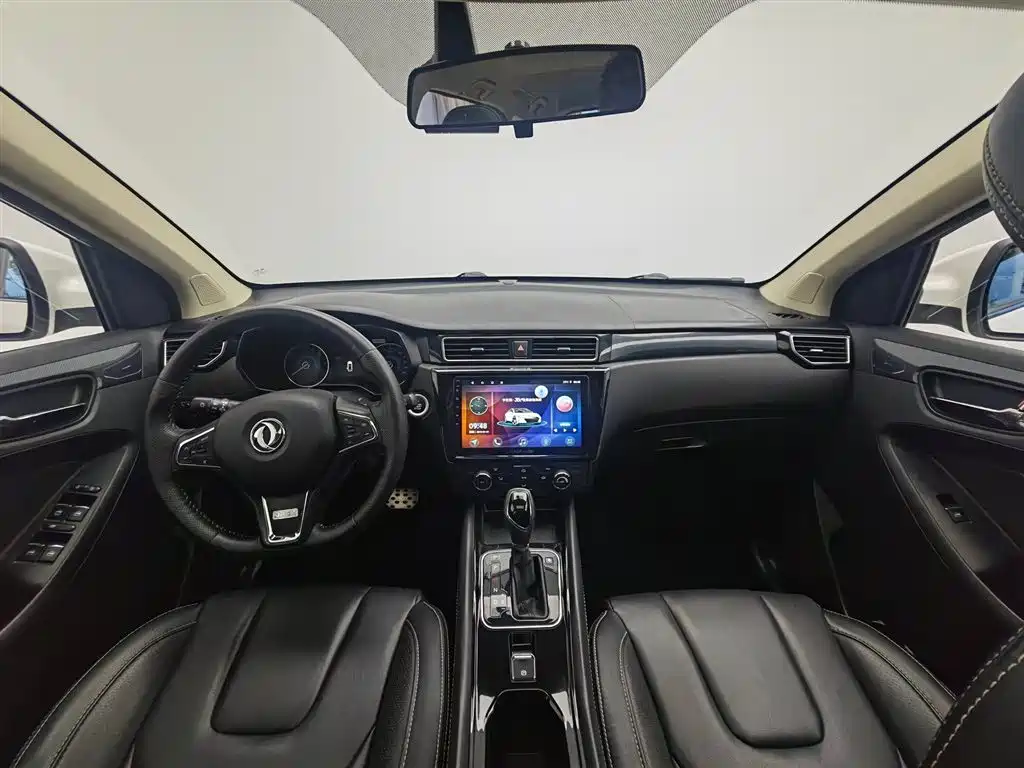 Dongfeng 580 2016 1.5T CVT Luxury