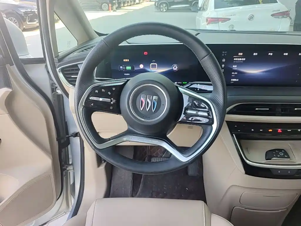 Buick GL8 Hybrid — миниатюра 15