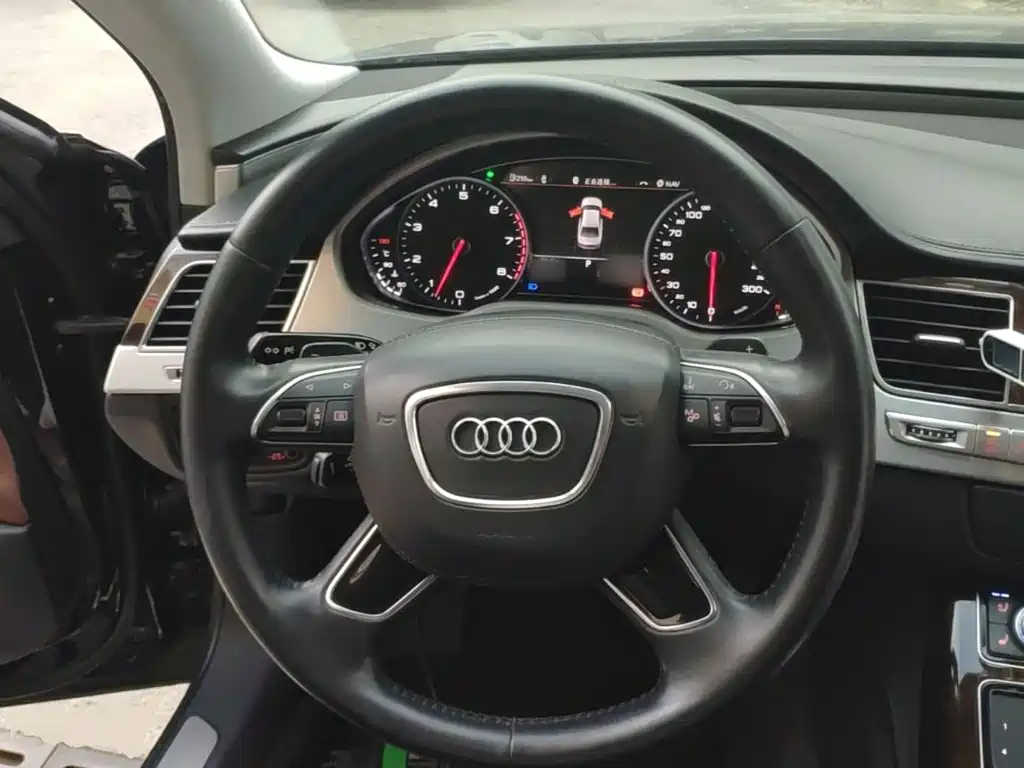 Audi A8 — миниатюра 11