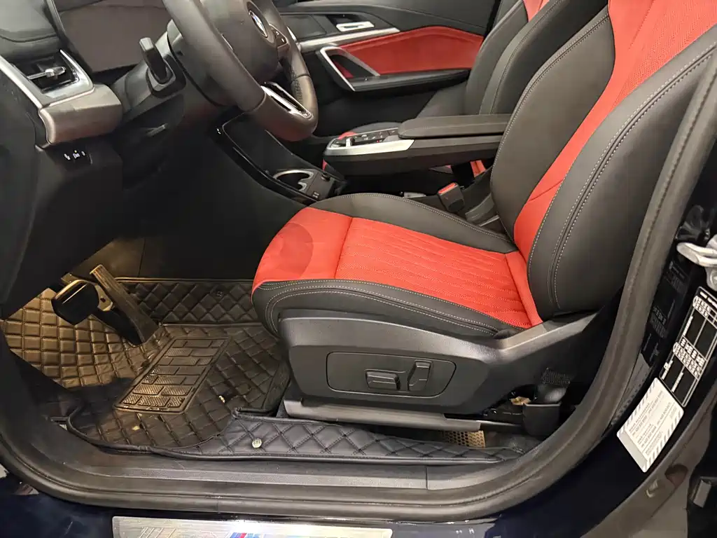 BMW X1 2026 sDrive25Li M Sport