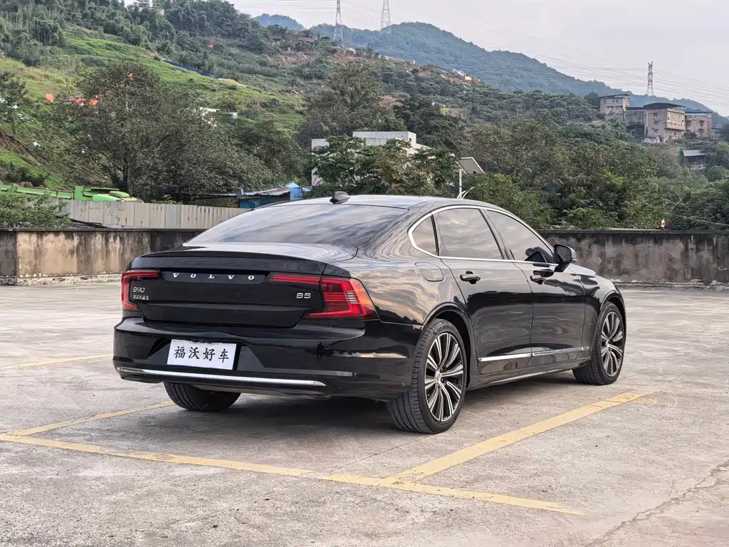 Volvo S90 — миниатюра 3