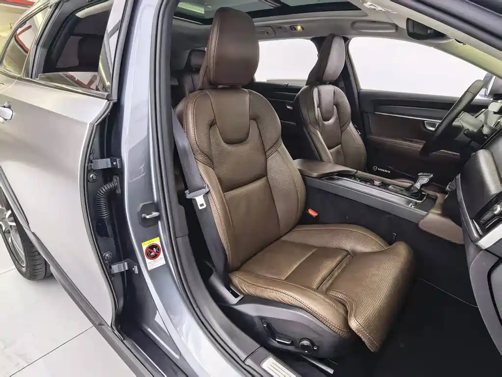 Volvo V90 — миниатюра 8