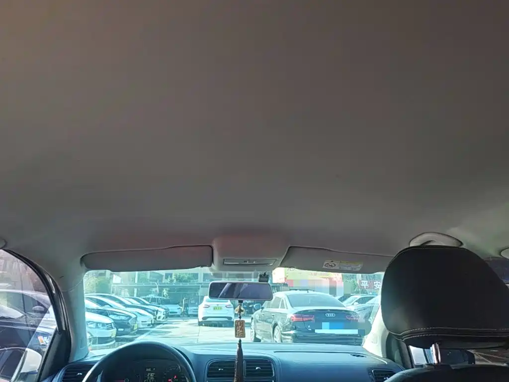 Volkswagen Polo — миниатюра 18