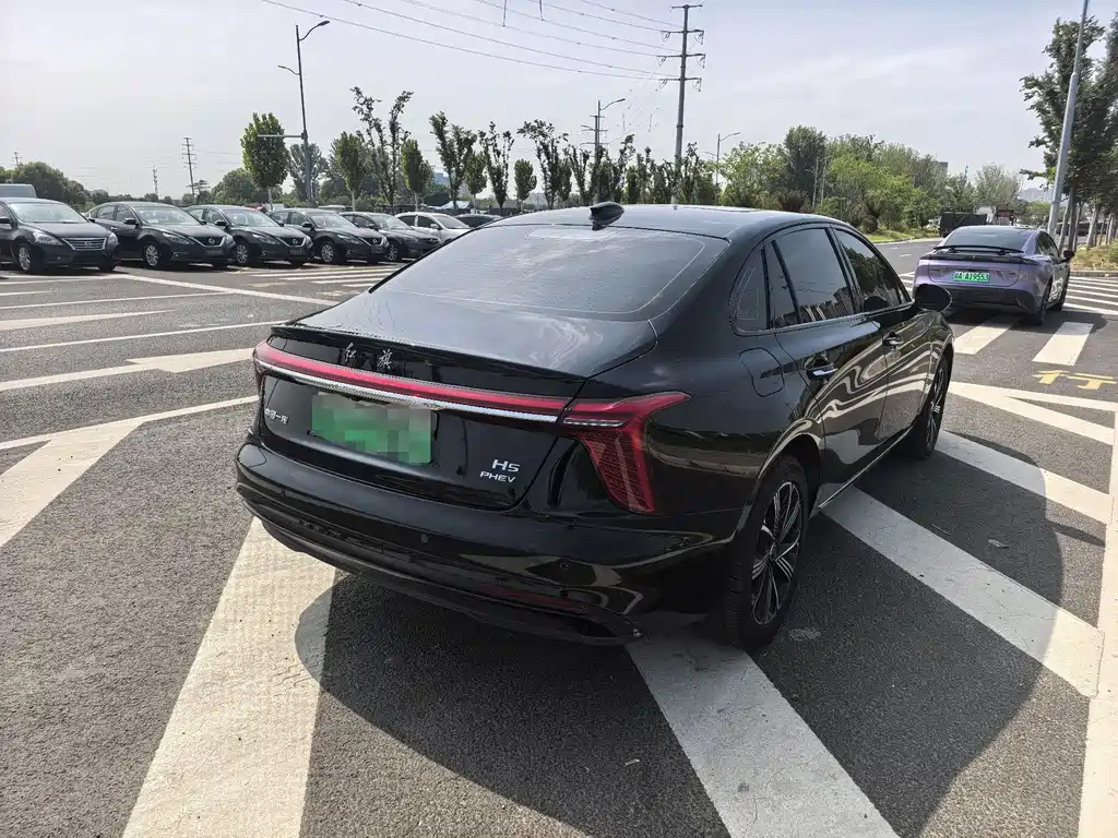 Hongqi H5 PHEV 2025 170