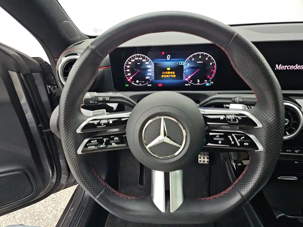 Mercedes-Benz CLA (Import) — миниатюра 9