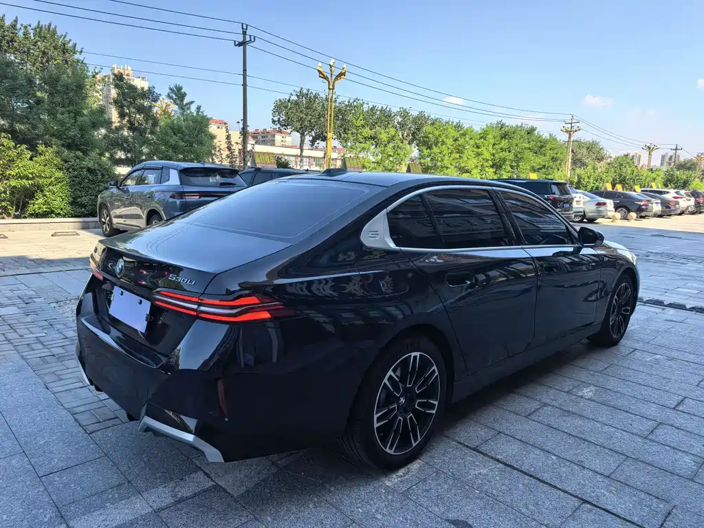 BMW 5 Series 5 2025 530Li Lead M Sport