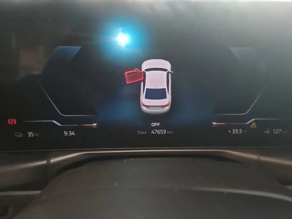 BMW i3 — миниатюра 12