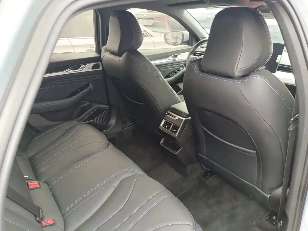 Geely Xingrui — миниатюра 9