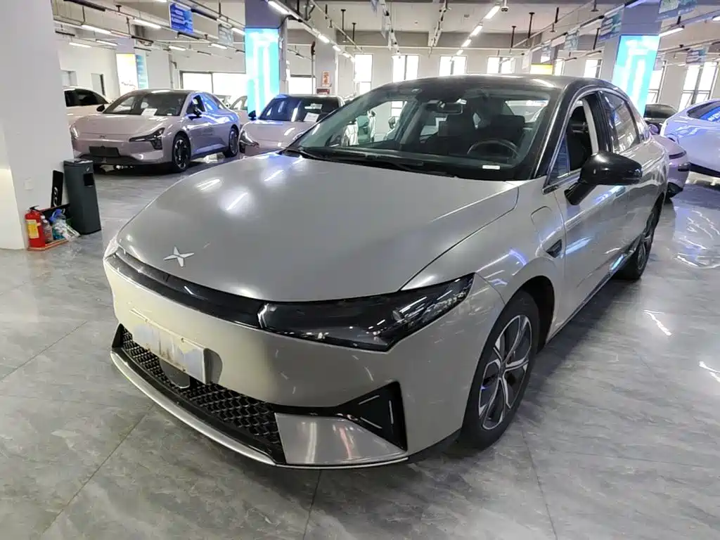 XPeng P5 — миниатюра 2