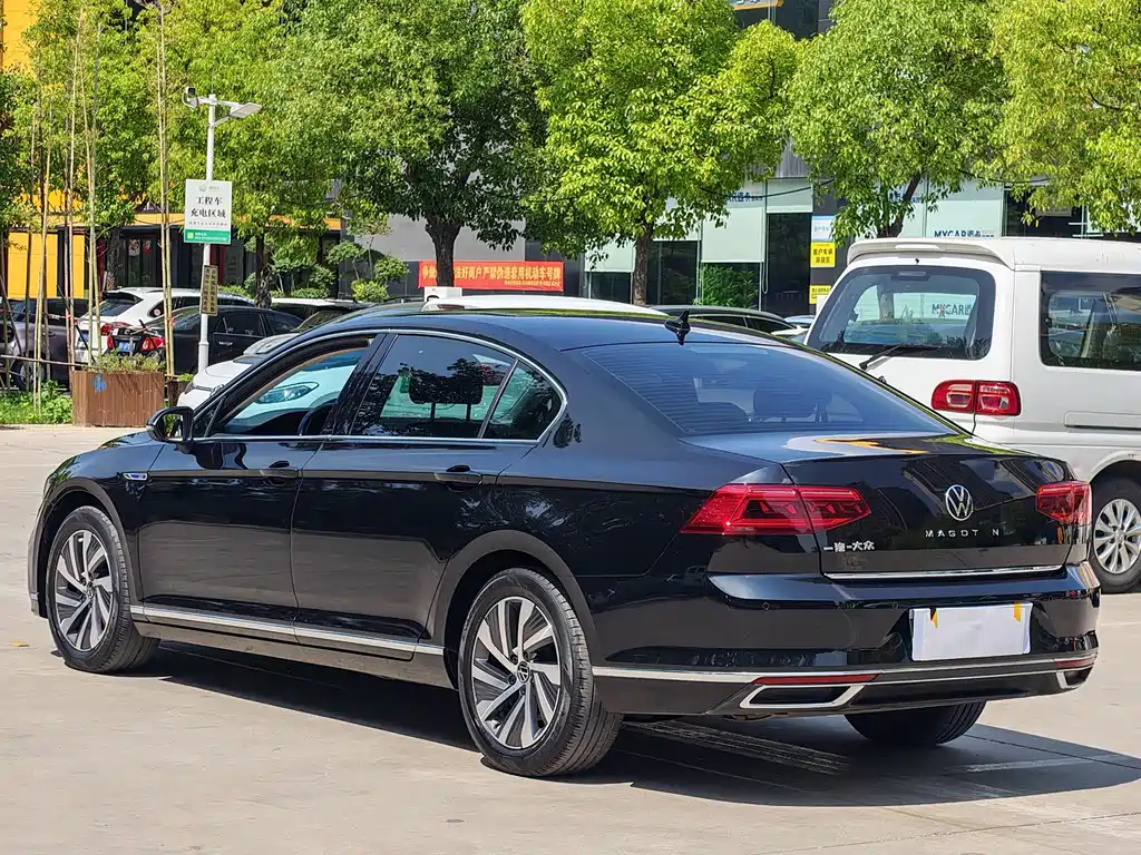 Volkswagen 迈腾 PHEV — миниатюра 23