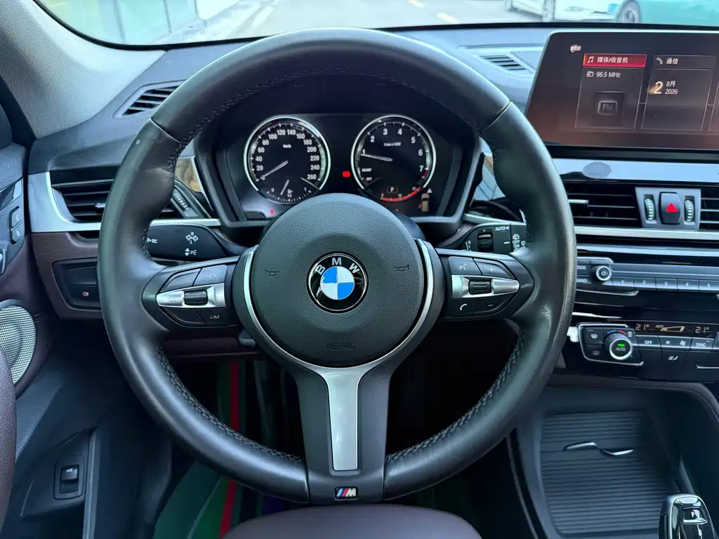 BMW X1 — миниатюра 9