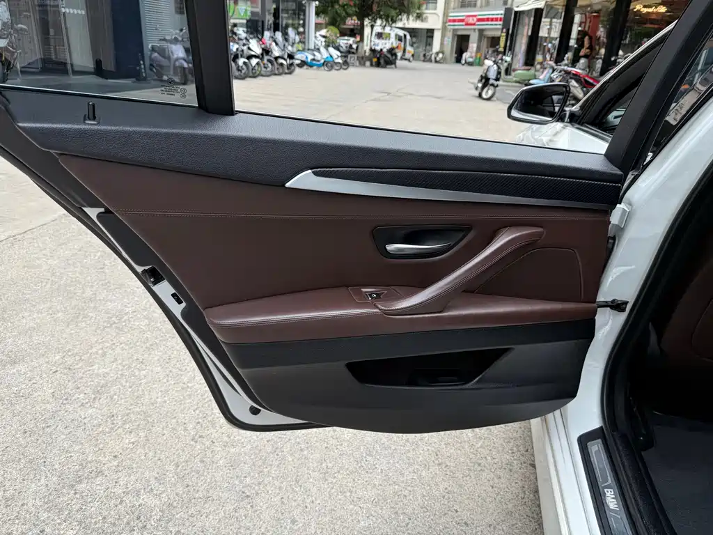 BMW 5 Series 5 2017 525Li Luxury