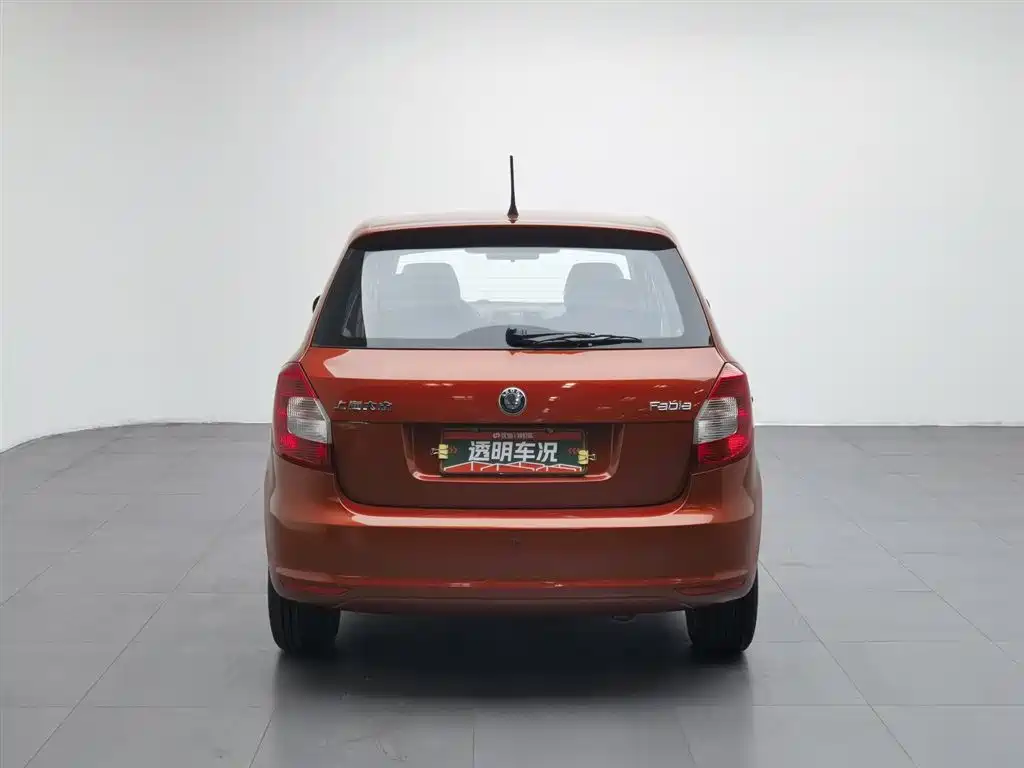Skoda Fabia 2012 1.4L AT