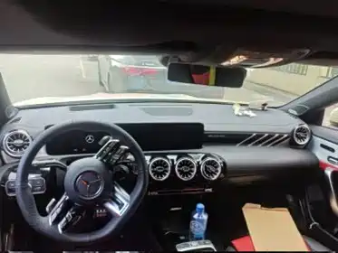 Mercedes-Benz CLA A MG 2025 AMG CLA 35 4MATIC