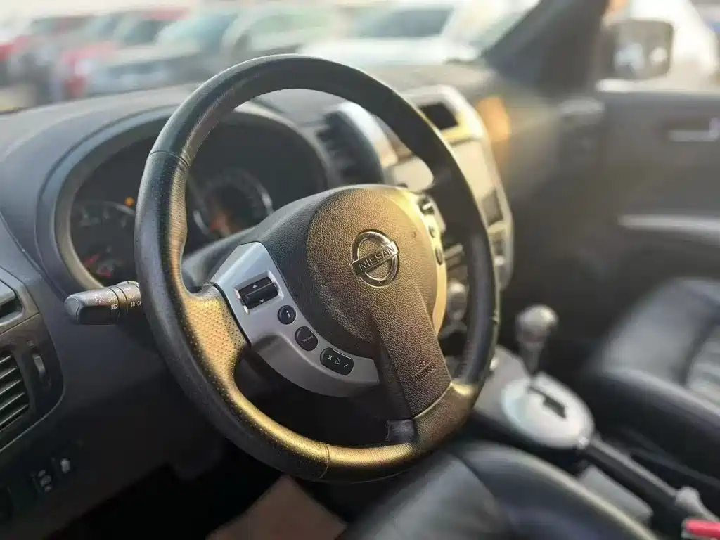 Nissan X-Trail — миниатюра 5