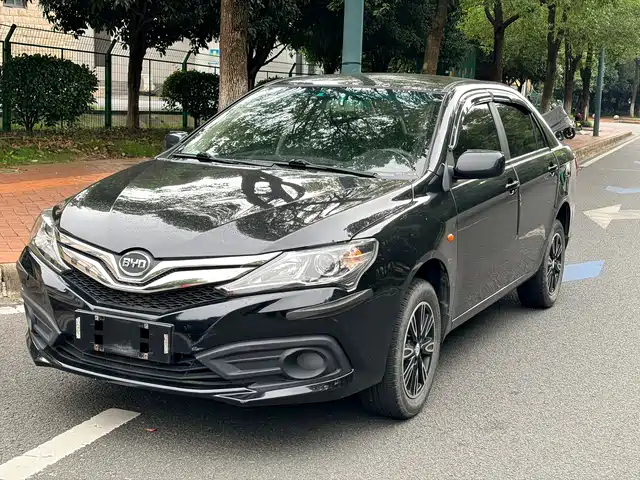 2022 BYD F3