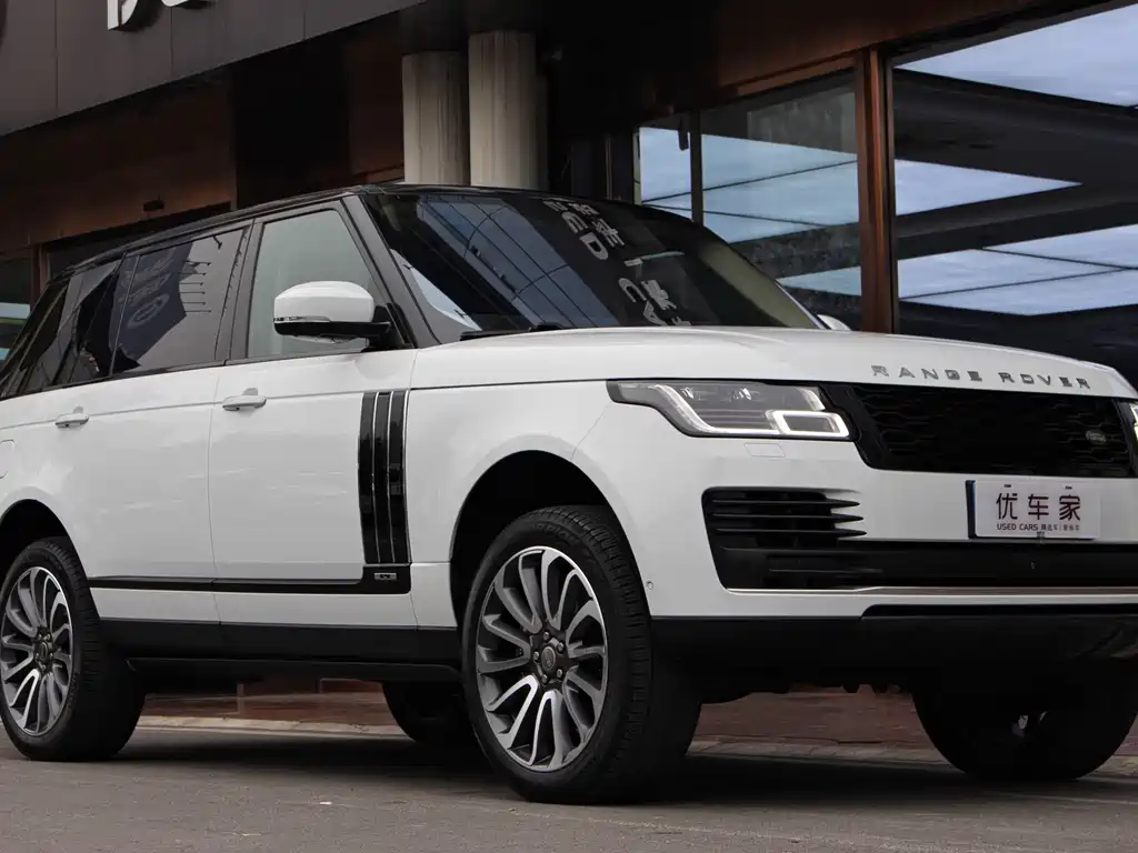 Land Rover Range Rover 2018 3.0 SC V6 Vogue SE Long Wheelbase
