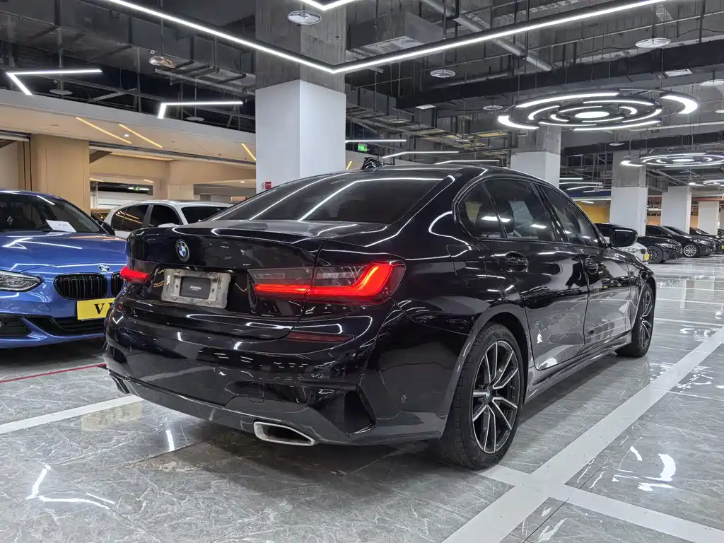 BMW 3 Series — миниатюра 17