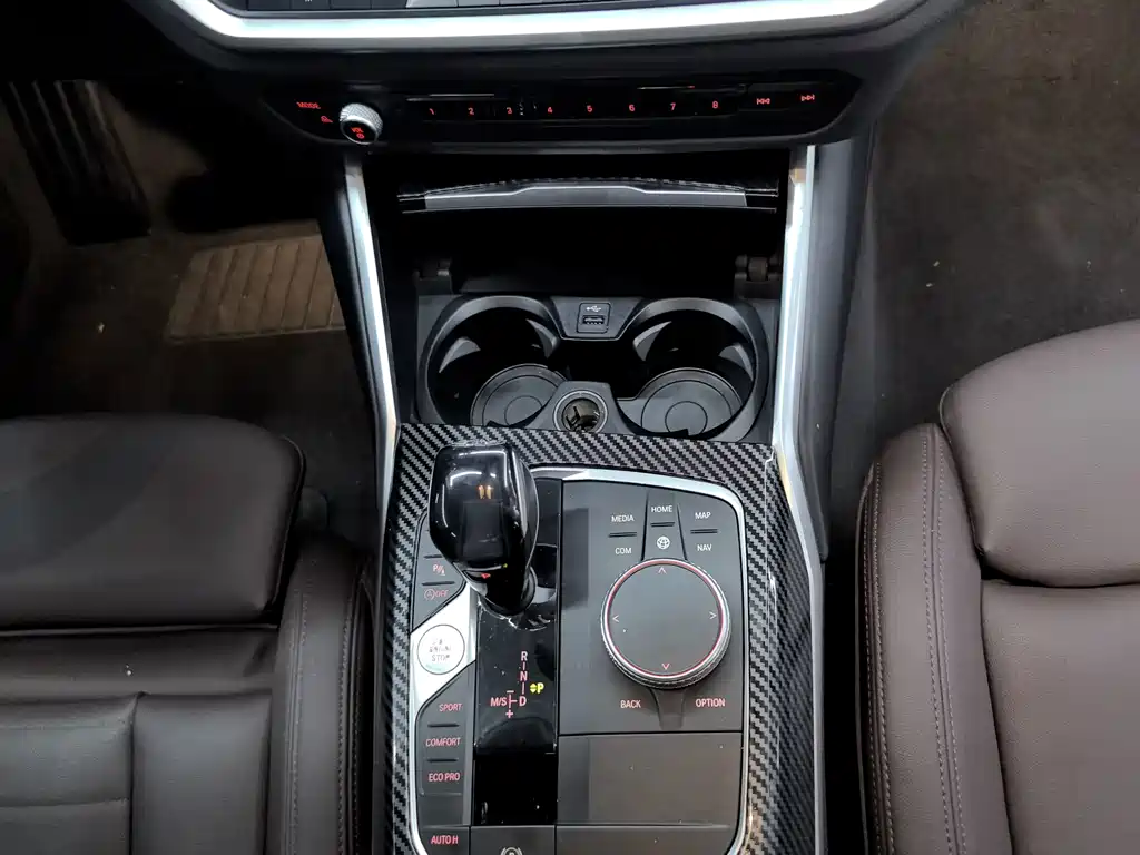 BMW 3 Series — миниатюра 13