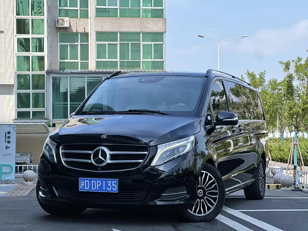 Mercedes-Benz V-Class