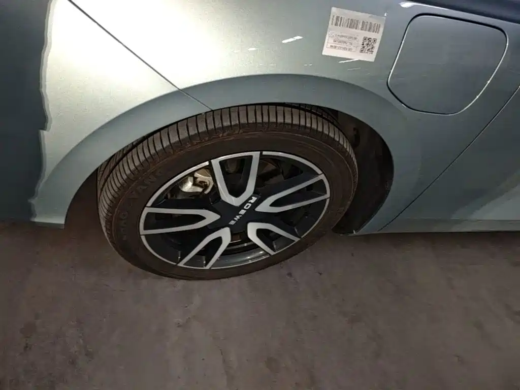 Roewe D6 — миниатюра 23