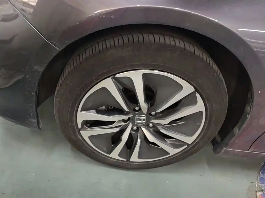 Honda Accord — миниатюра 23