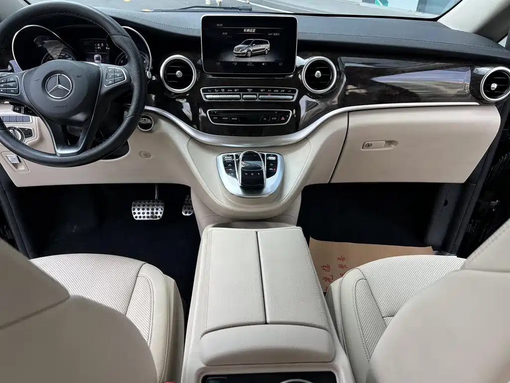 Mercedes-Benz V-Class — миниатюра 6
