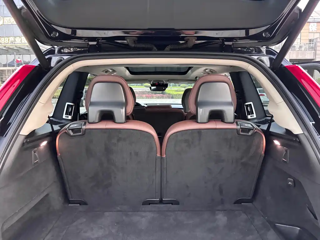 Volvo XC90 — миниатюра 15
