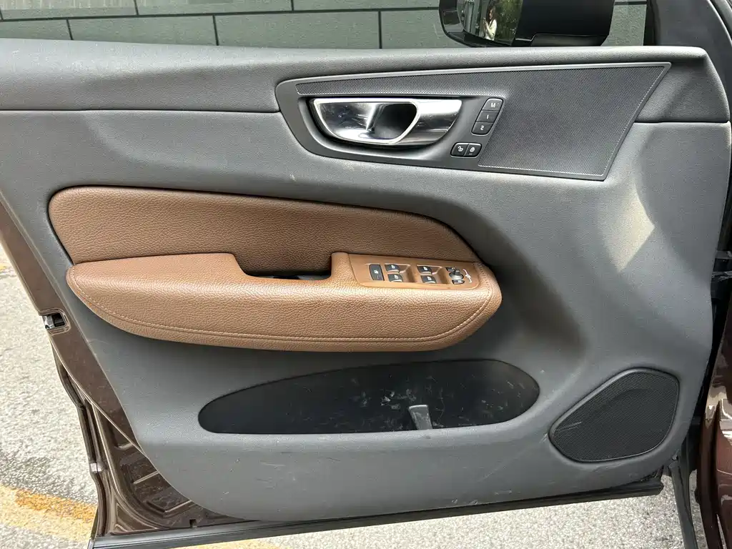 Volvo XC60 2019 T5 VI