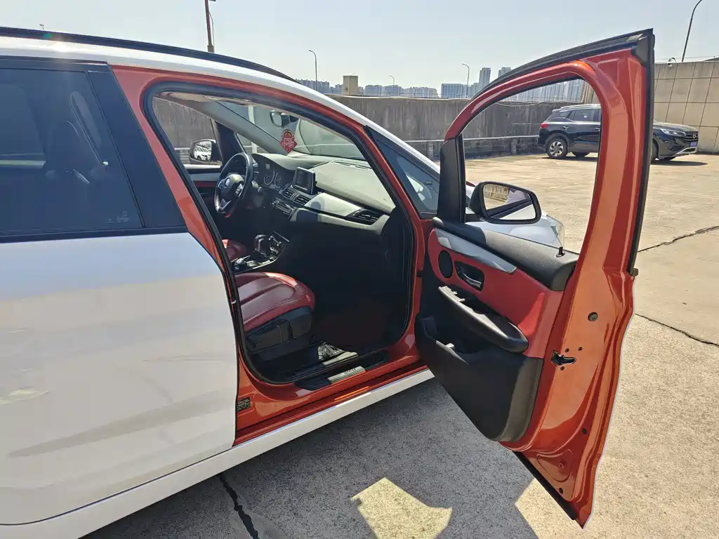 BMW 2 Series Active Tourer — миниатюра 14