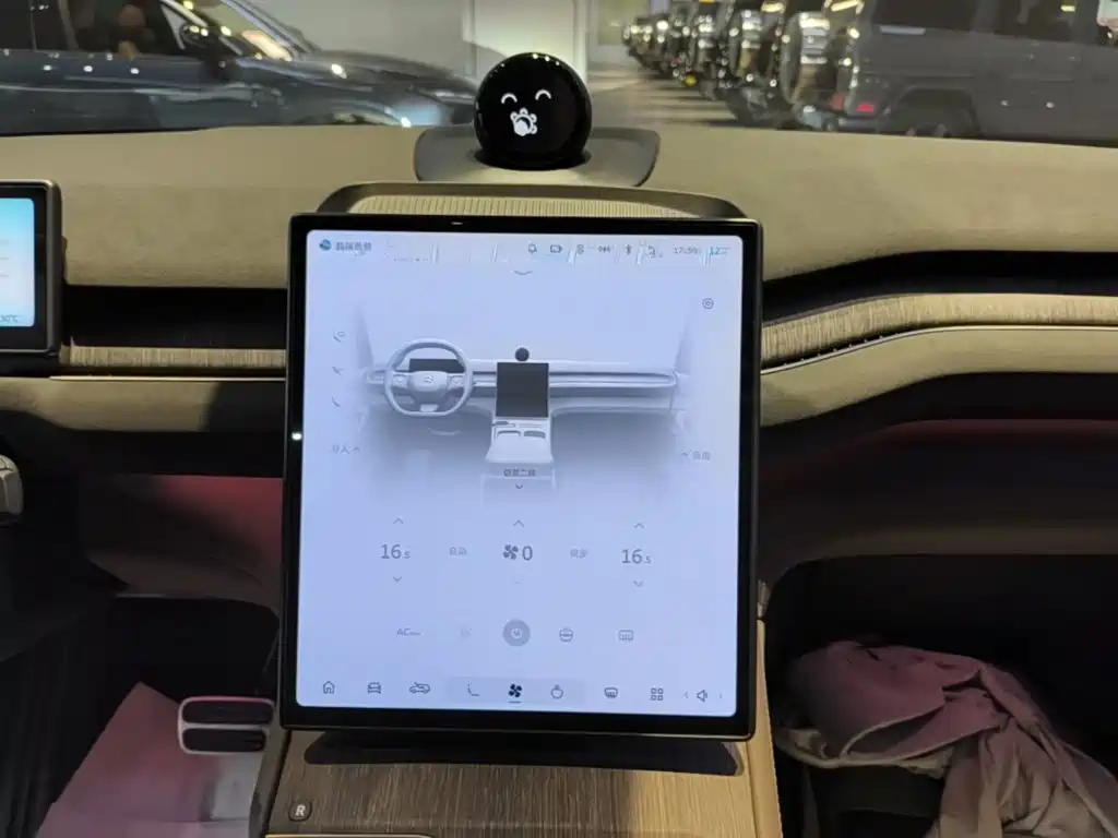 NIO ES7 — миниатюра 9