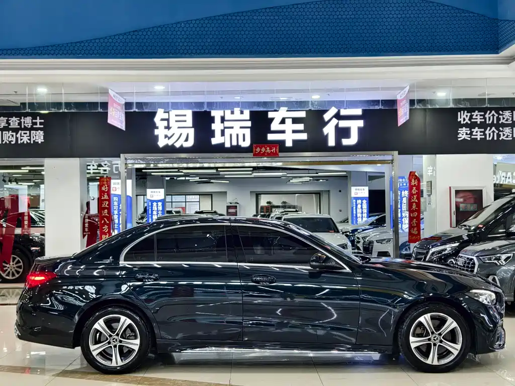 Mercedes-Benz C-Class — миниатюра 8