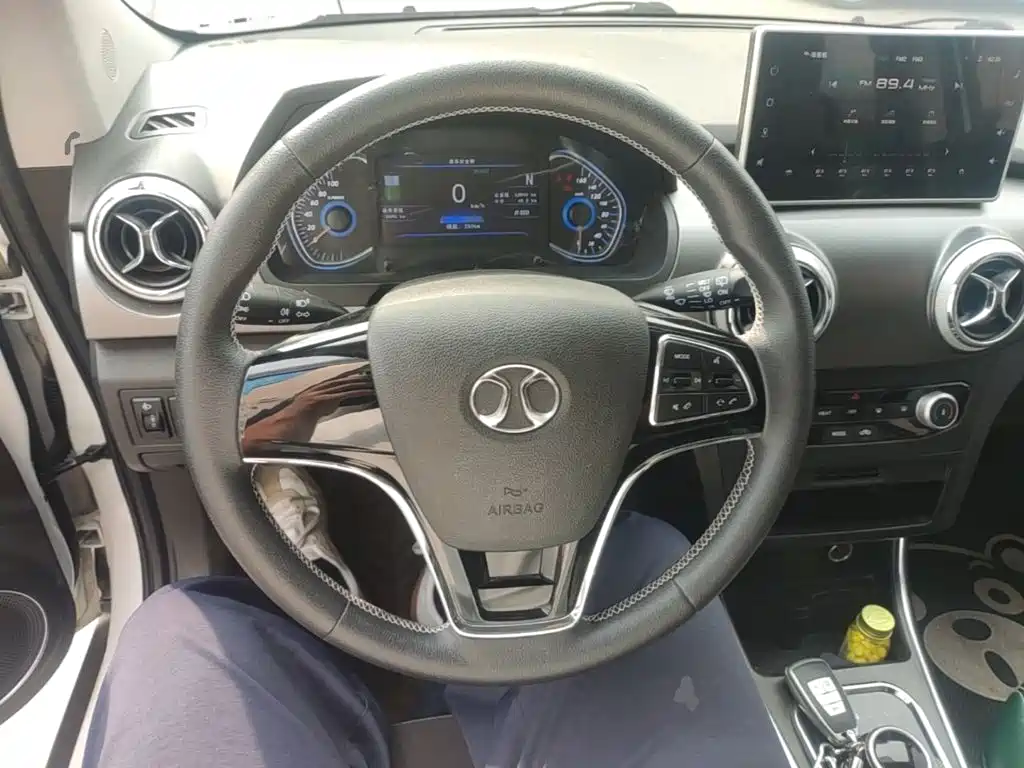 BAIC New Energy EC5 — миниатюра 11