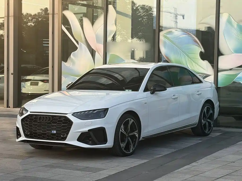 奥迪A4L 2024款 40 TFSI 豪华动感型星夜版 2024