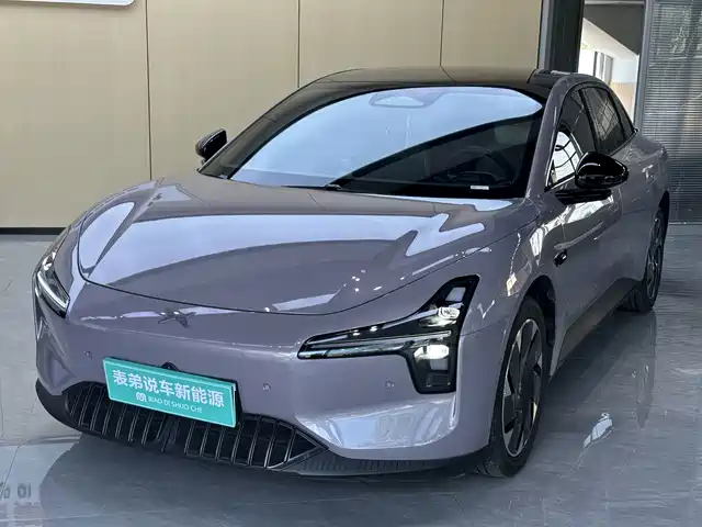 2025 Xpeng Mona M03