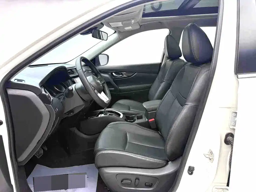 Nissan X-Trail — миниатюра 7