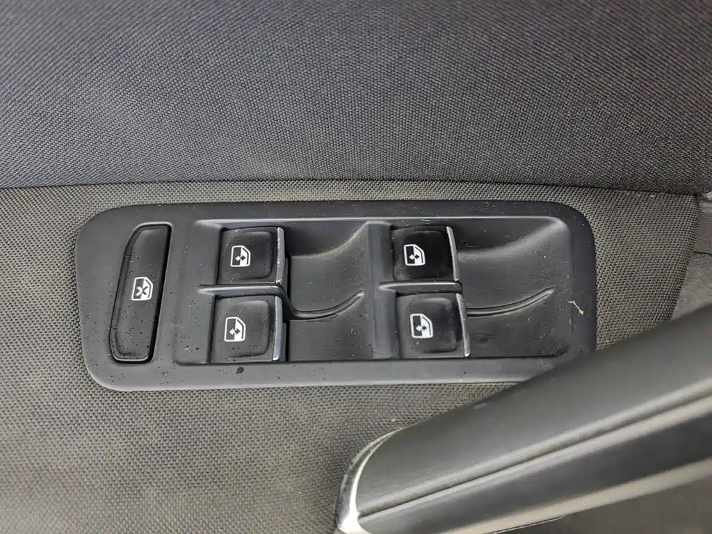 Volkswagen Golf — миниатюра 9