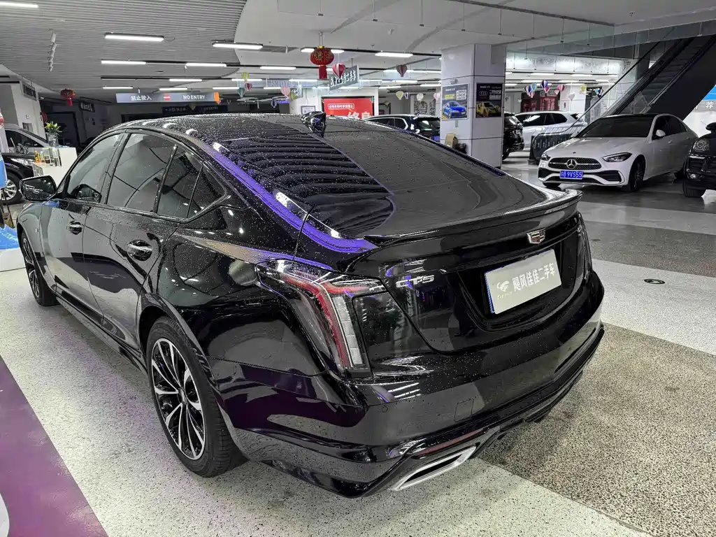 Cadillac CT5 — миниатюра 6