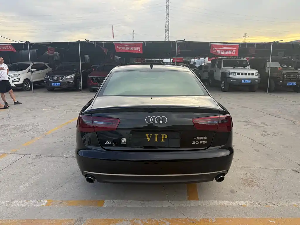 Audi A6L 2012 30 FSI Comfort