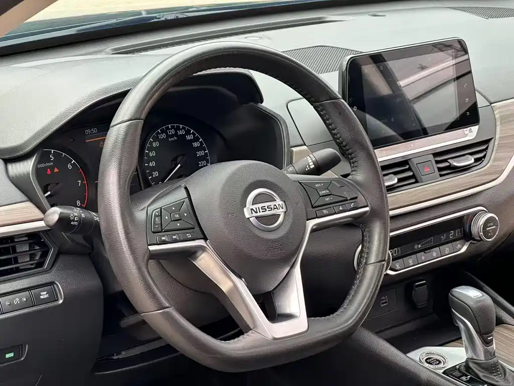 Nissan Teana — миниатюра 10