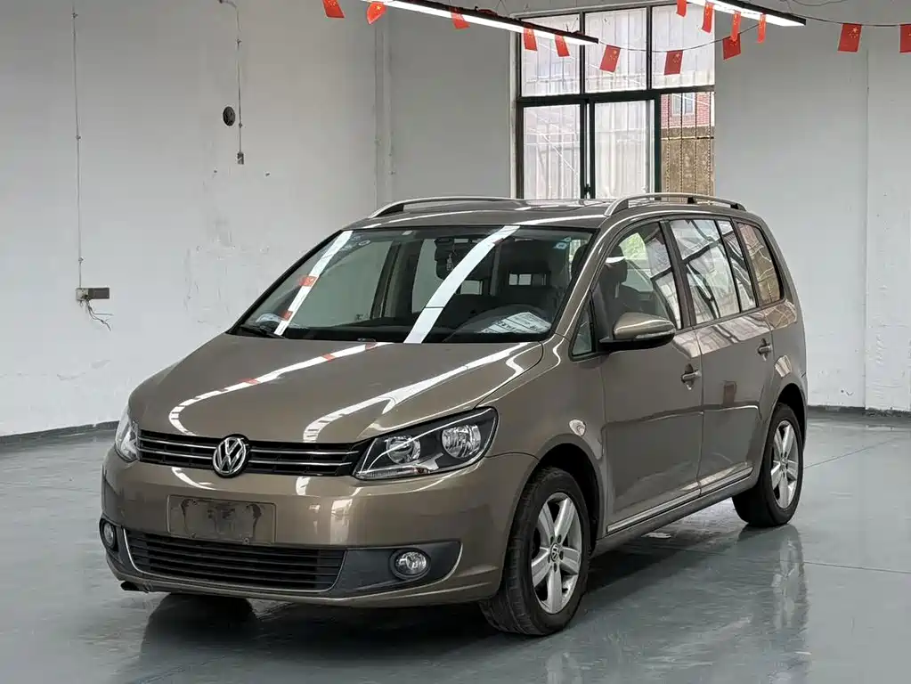 Volkswagen Touran — миниатюра 3