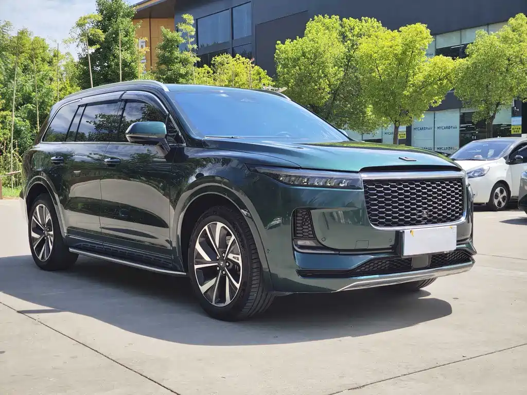 Li Auto ONE 2021 6 мест
