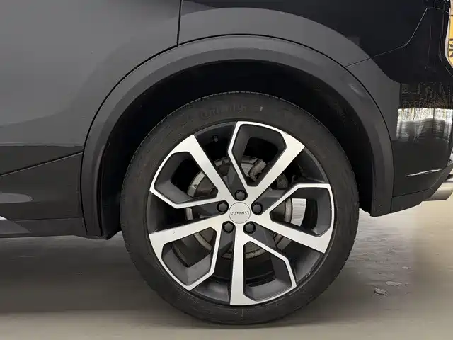 Lynk & Co 05 — миниатюра 13