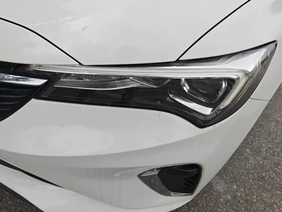Buick Verano — миниатюра 5