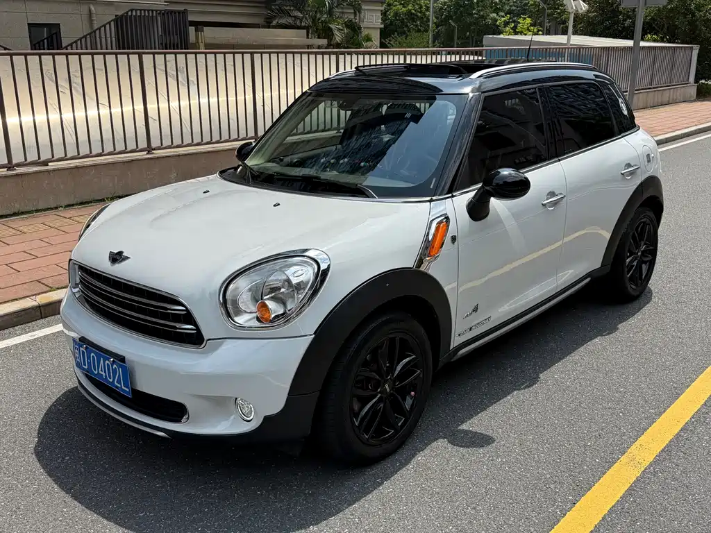 Mini Mini Countryman 2016