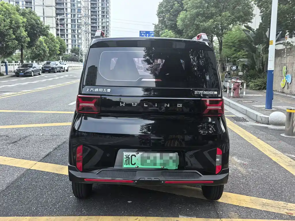 Wuling MINIEV — миниатюра 5