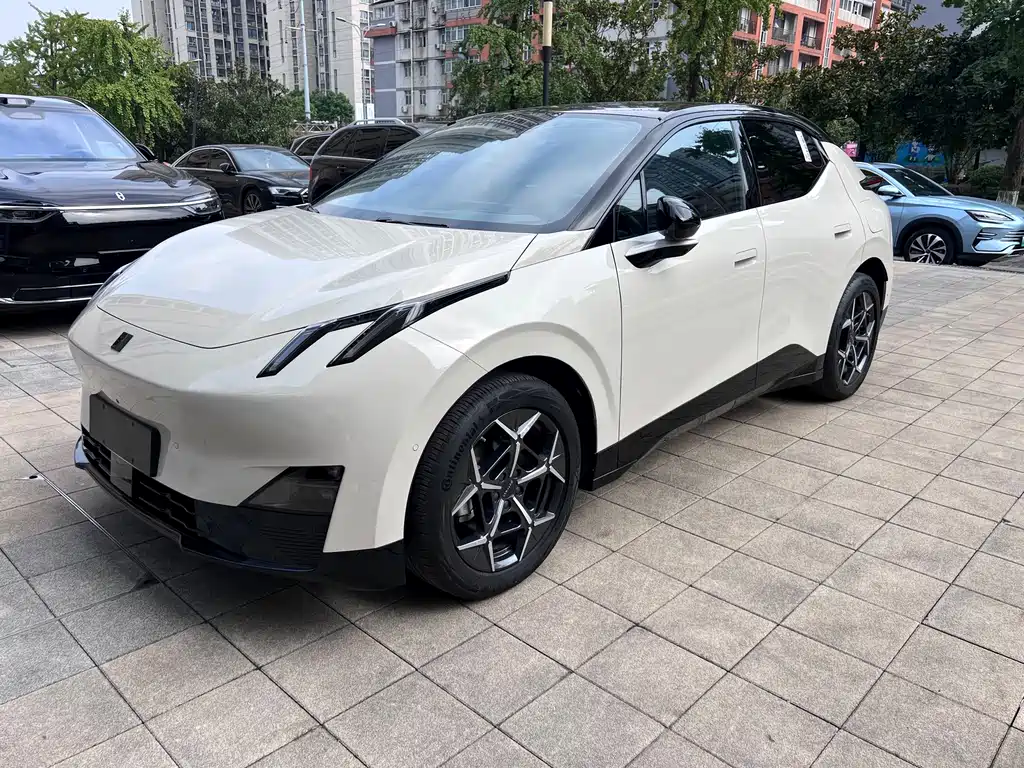 Lynk & Co 20