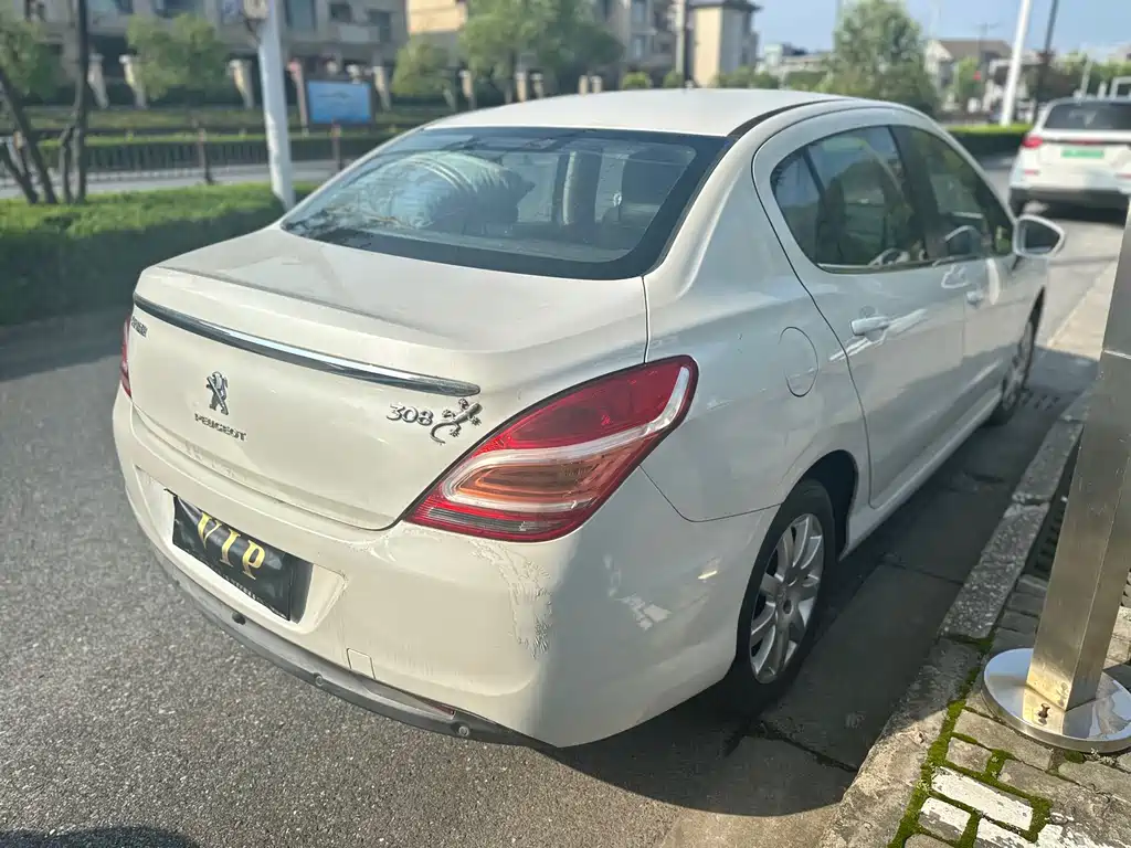 Peugeot 308 2014 1.6L AT