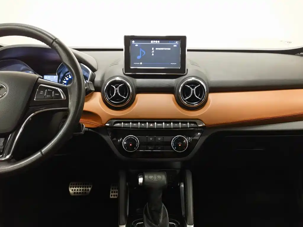 BAIC Senova X35 — миниатюра 12